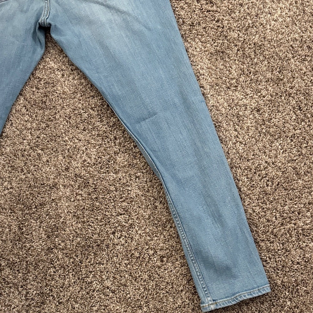 Hollister Men's Sky Blue Skinny Jeans - Picture 7 of 7